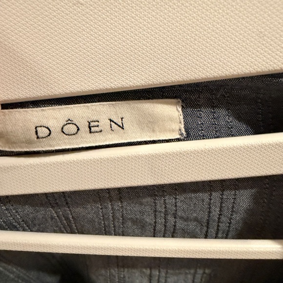 Doen Blue Ruffled Hickory Blouse - Picture 2 of 4